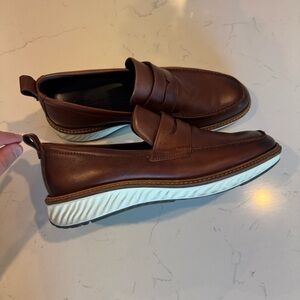 Ecco Brown Loafers with Modern Slip-On Design